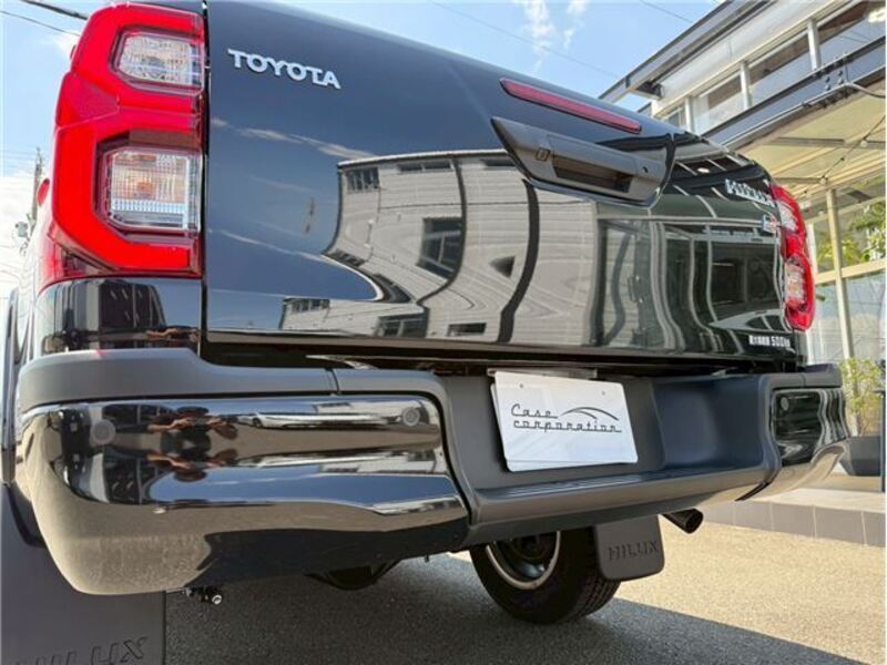 HILUX