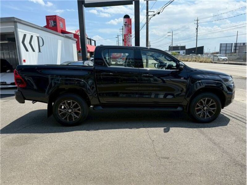 HILUX