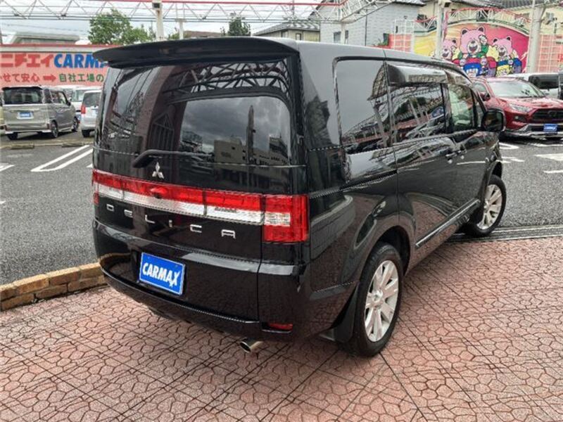 DELICA D5