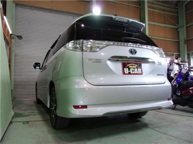 ESTIMA HYBRID