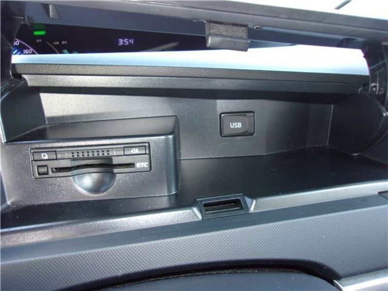 ESTIMA HYBRID