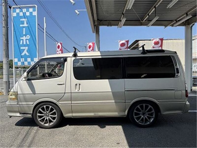 HIACE