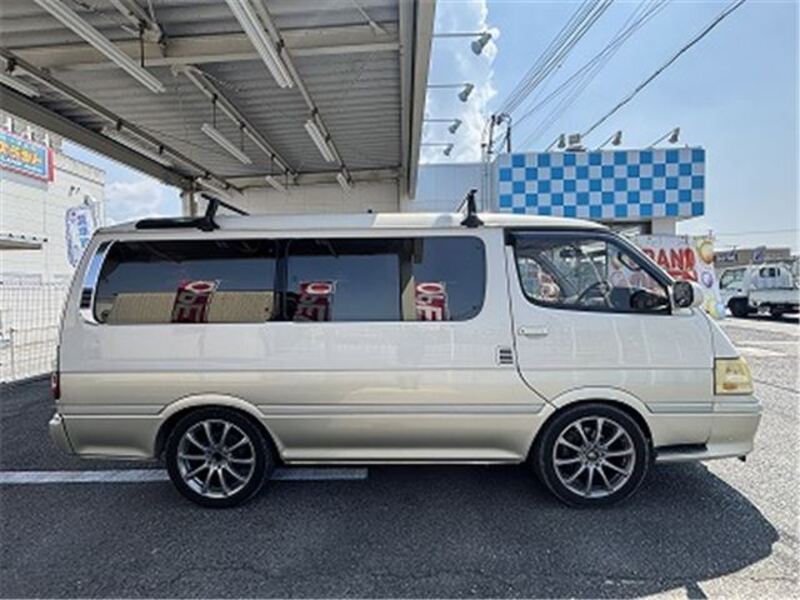 HIACE