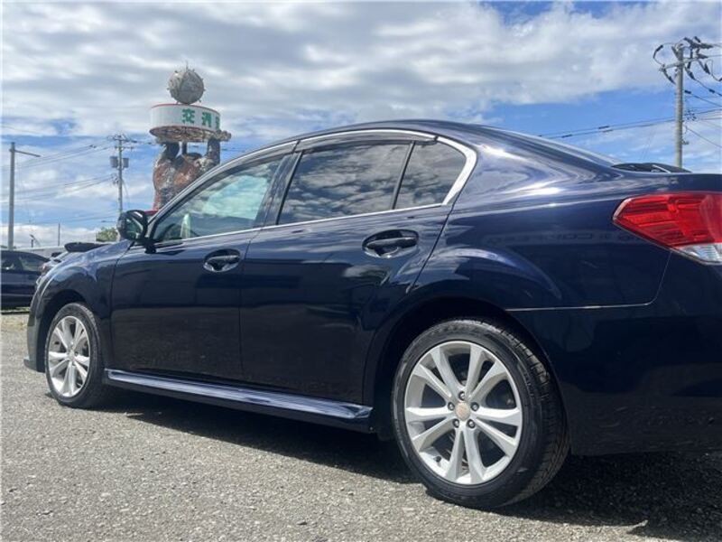 LEGACY B4
