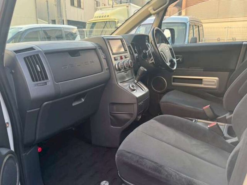 DELICA D5