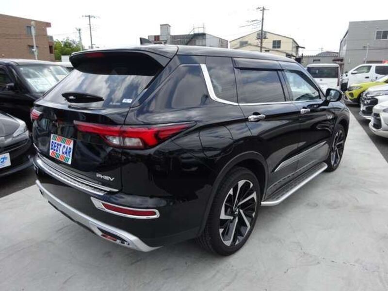 OUTLANDER