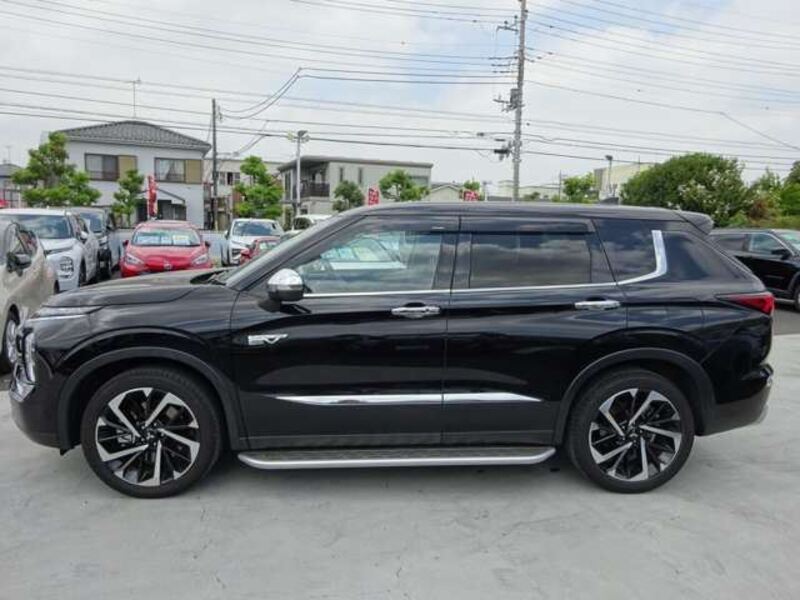 OUTLANDER