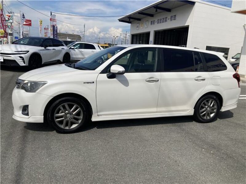 COROLLA FIELDER