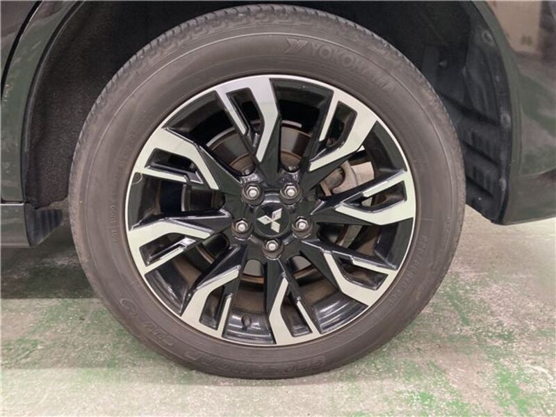 OUTLANDER PHEV