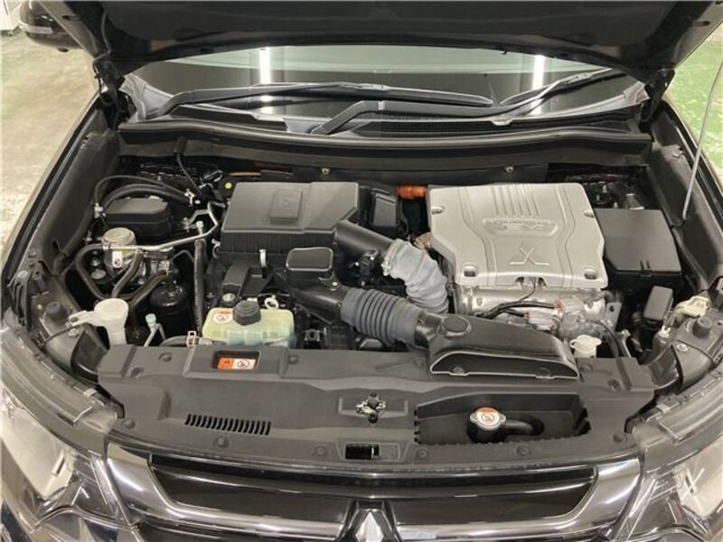 OUTLANDER PHEV