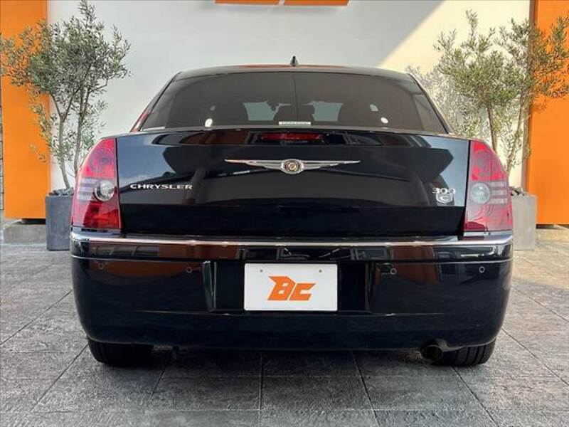 300C