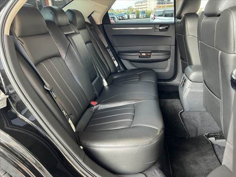 300C