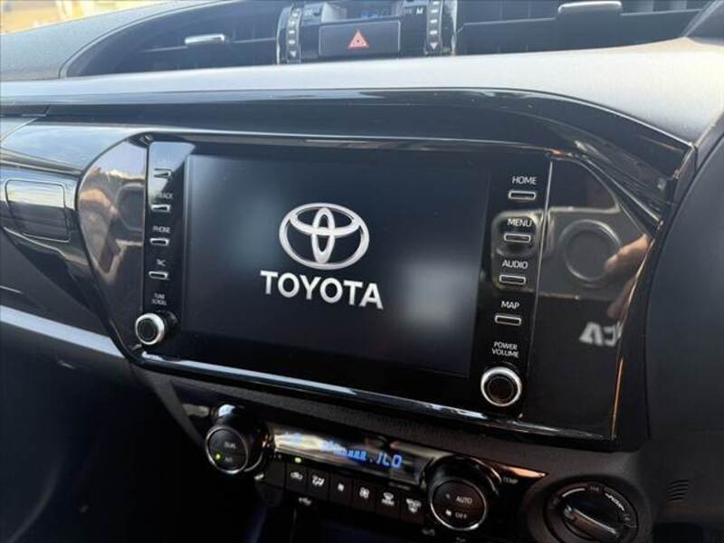 HILUX