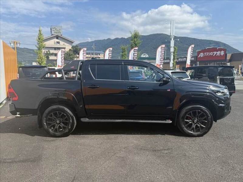 HILUX