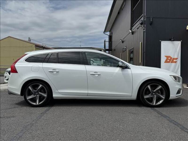 V60