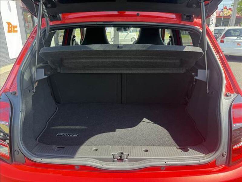TWINGO
