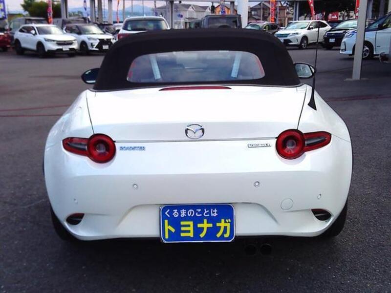 ROADSTER
