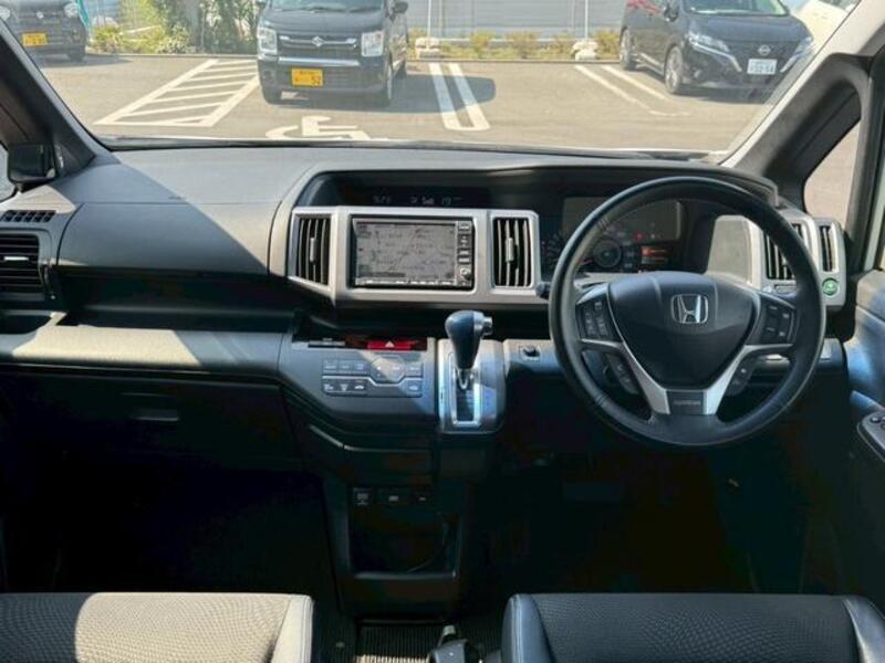 STEPWAGON SPADA