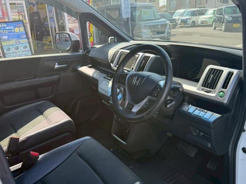 STEPWAGON SPADA