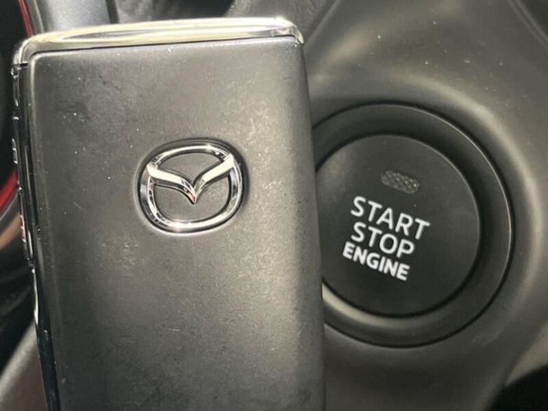 MAZDA2