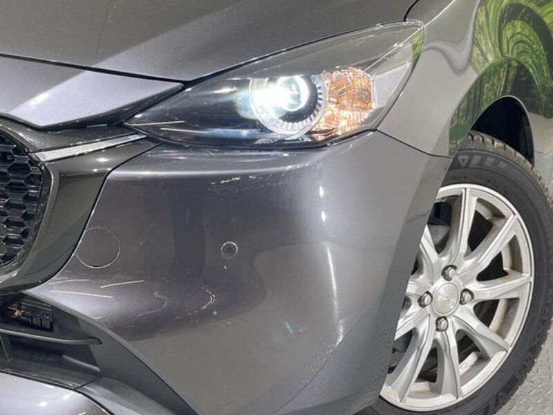 MAZDA2