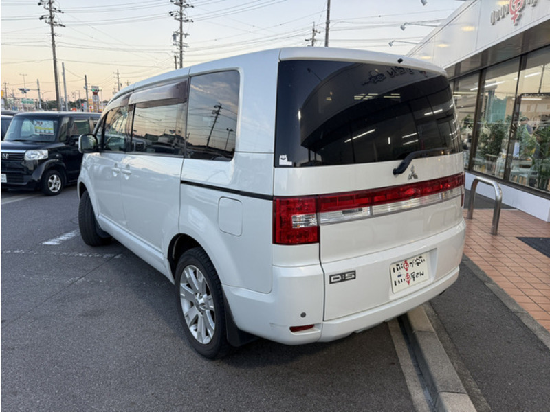 DELICA D5