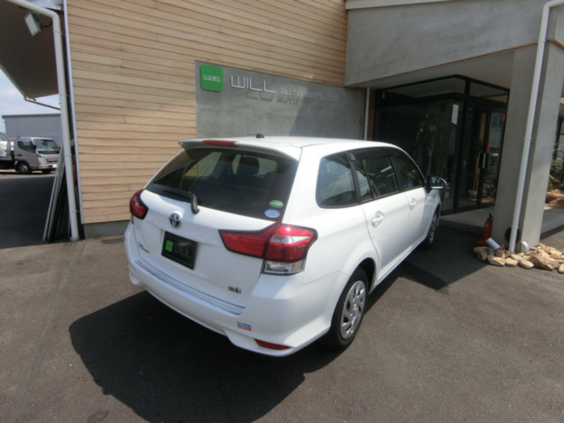 COROLLA FIELDER
