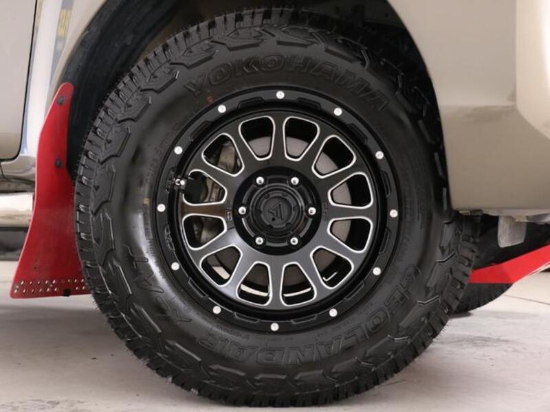 HILUX
