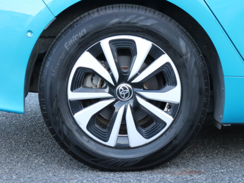 PRIUS PHV