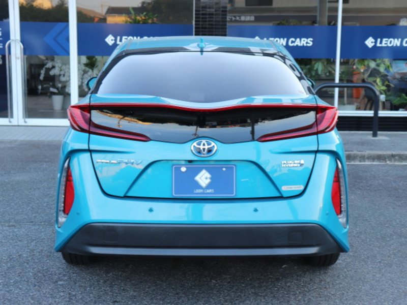 PRIUS PHV
