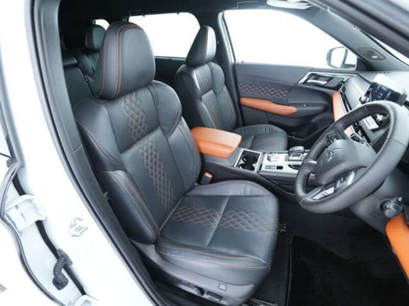 OUTLANDER PHEV