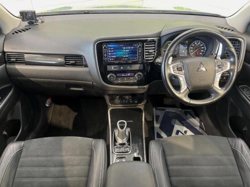 OUTLANDER PHEV