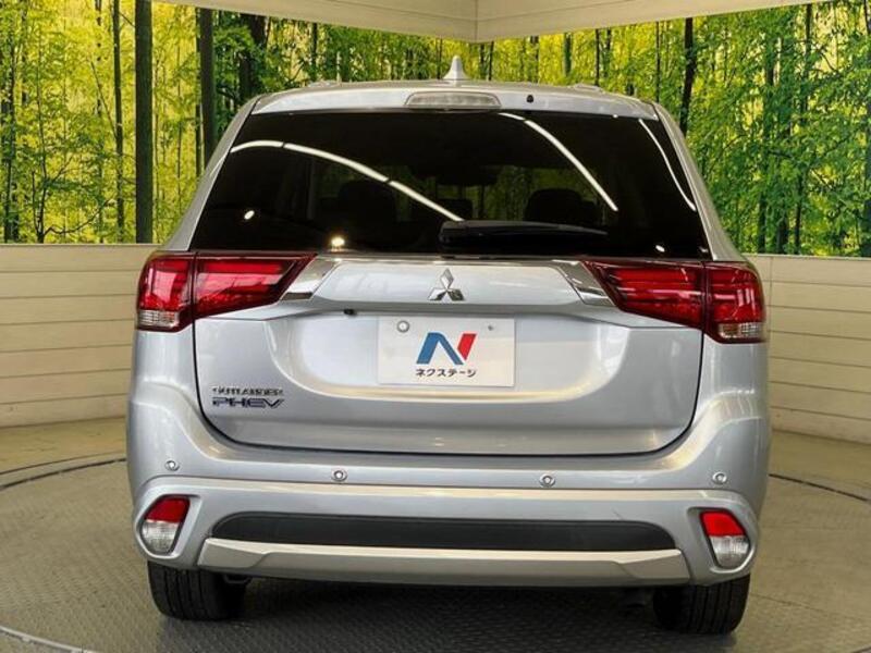 OUTLANDER PHEV