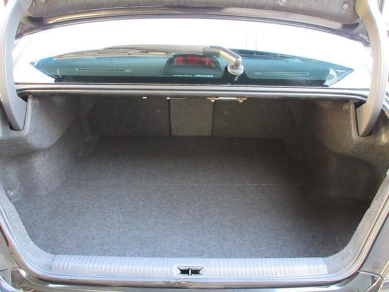 LEGACY B4