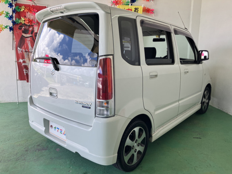 WAGON R