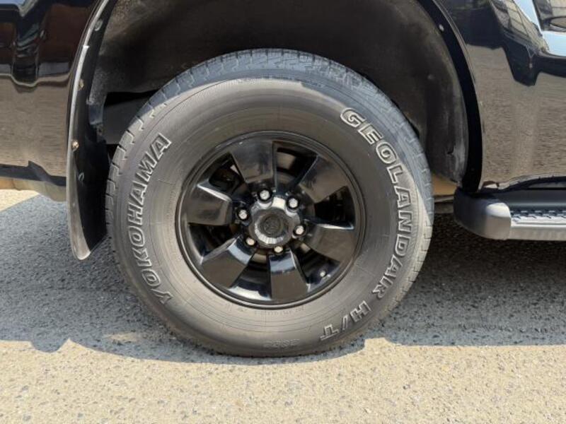 HILUX SURF