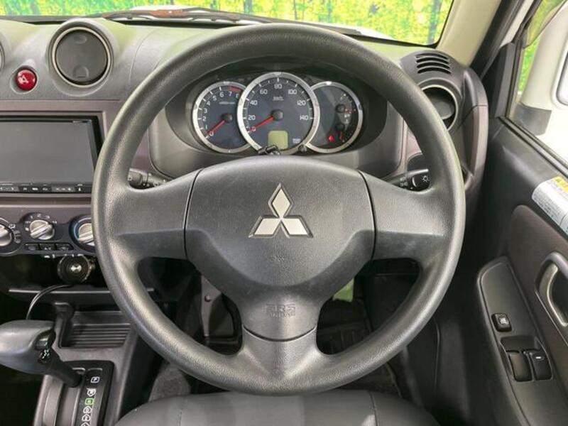 PAJERO MINI