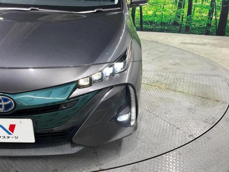 PRIUS PHV
