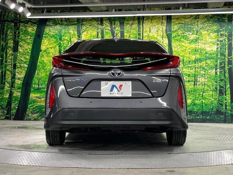 PRIUS PHV