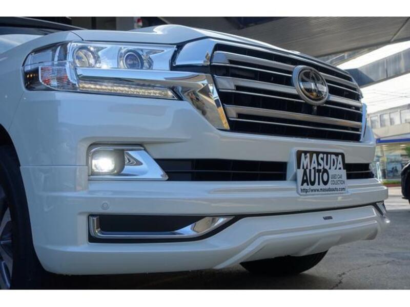 LAND CRUISER