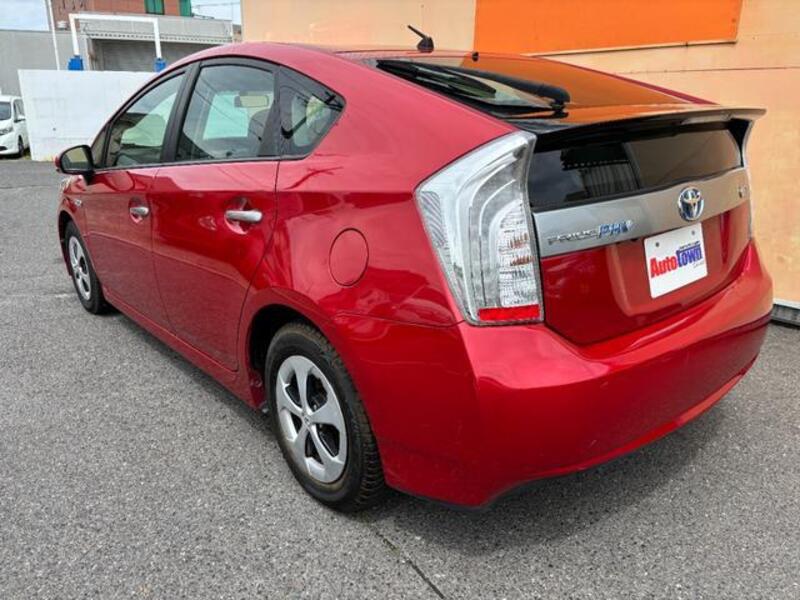 PRIUS PHV