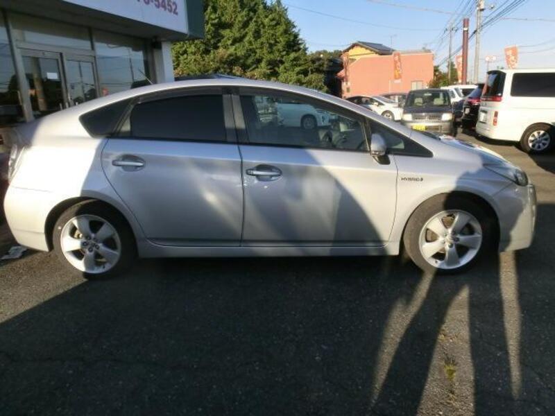 PRIUS