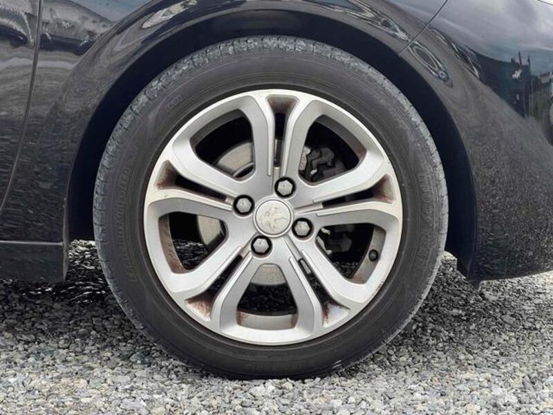 208
