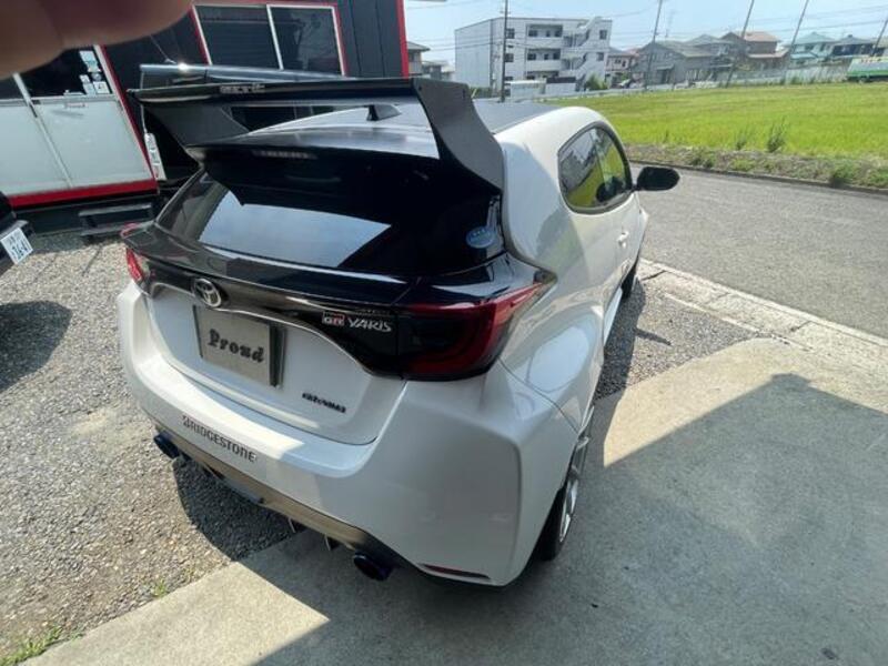 GR YARIS