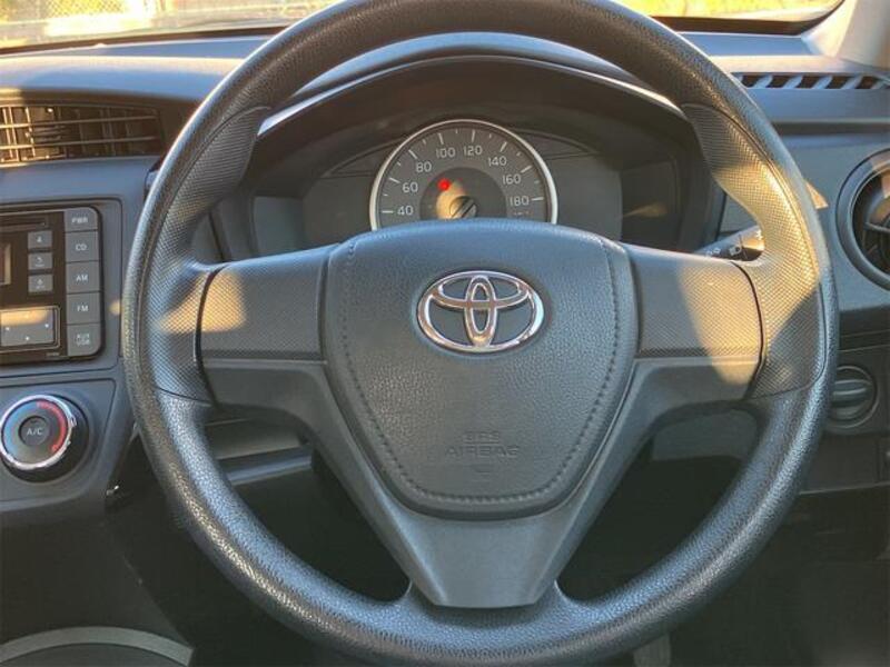COROLLA AXIO
