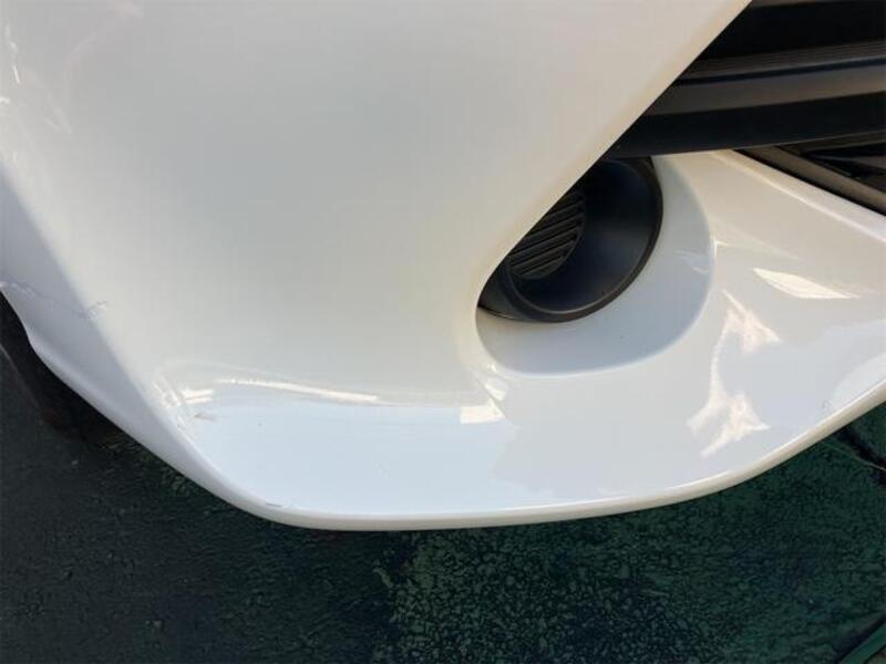 COROLLA AXIO