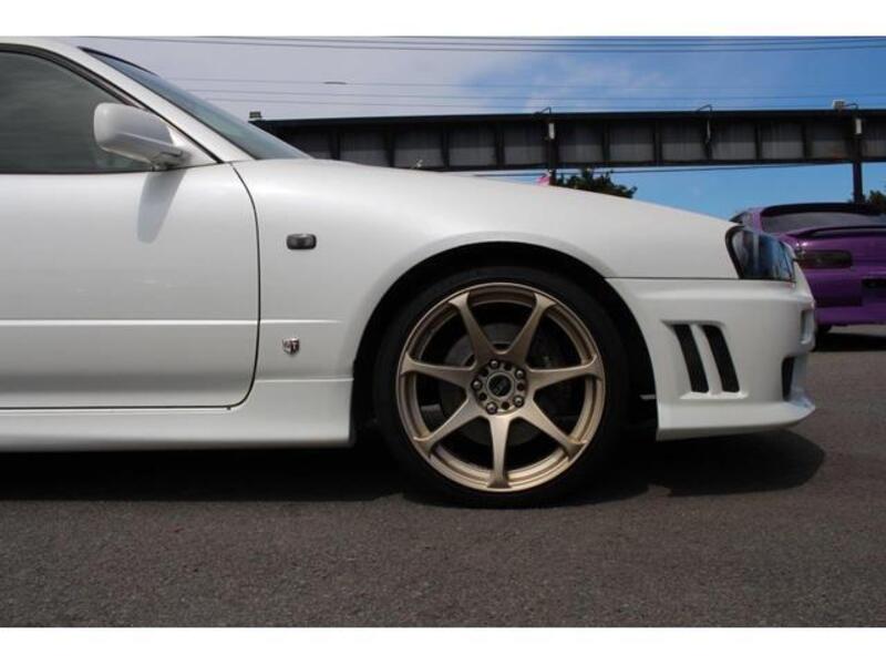 SKYLINE