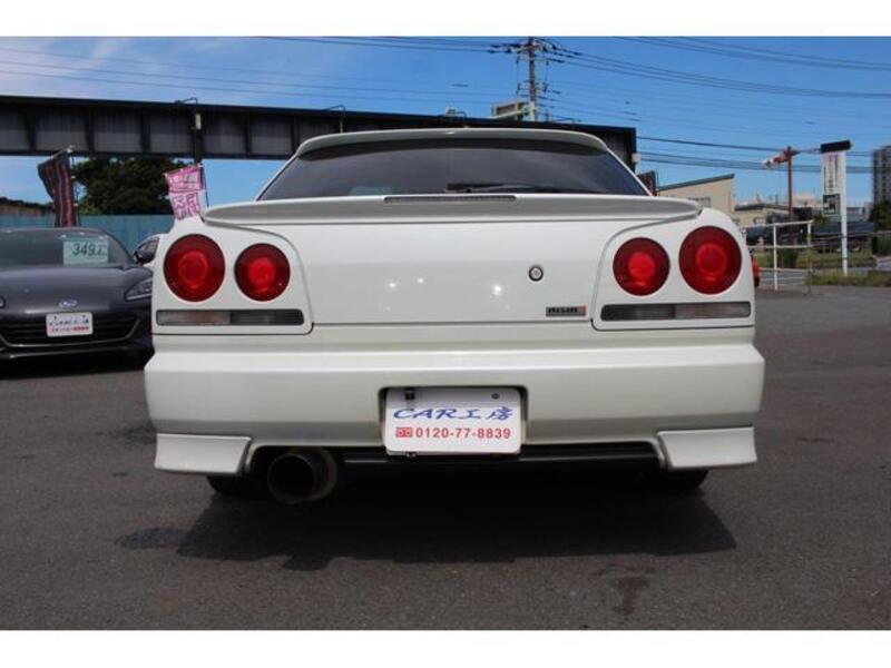 SKYLINE