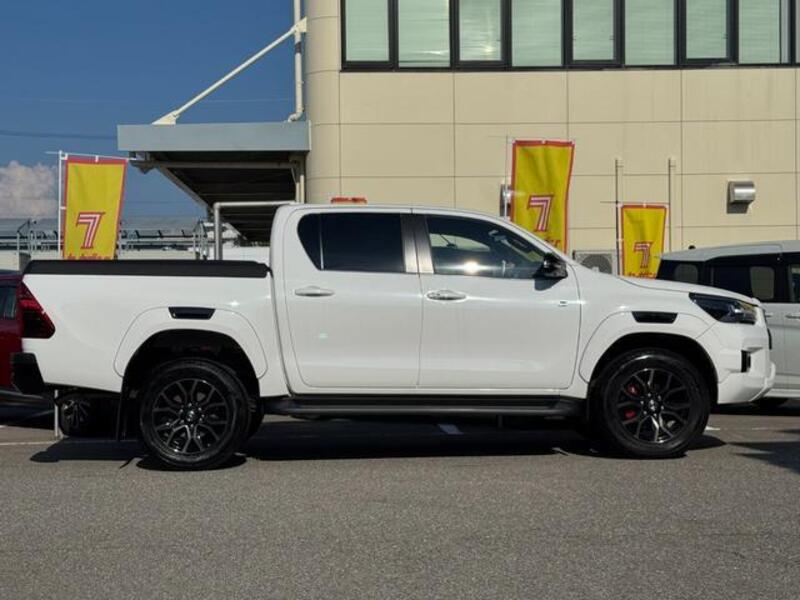 HILUX
