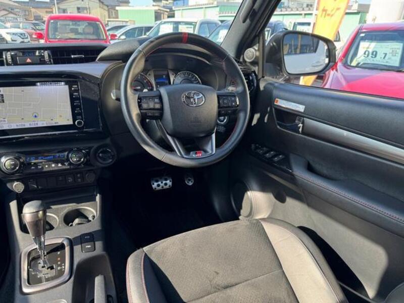 HILUX